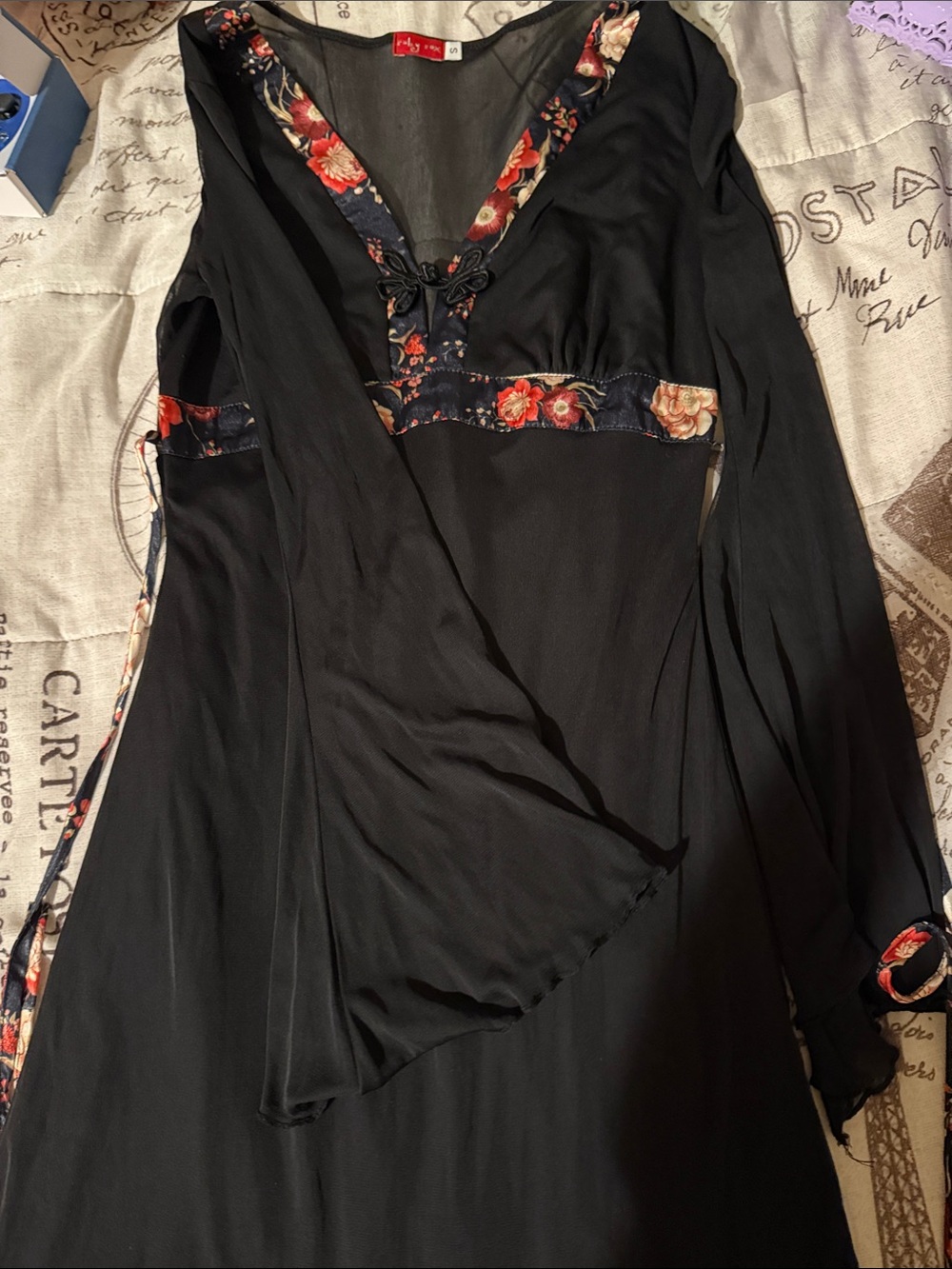 Ruby Rox Black Long-Sleeve Dress with Floral Trim y2k vintage